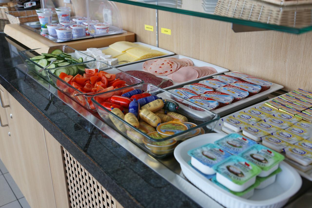 Ibis Budget Augsburg City Экстерьер фото